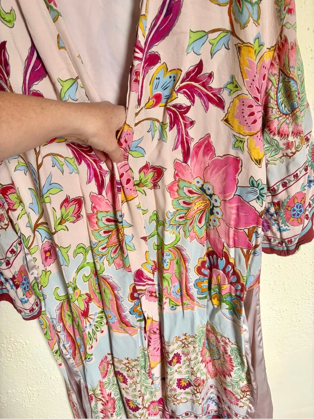 Zara Floral Satin Kimono Robe - Picture 7 of 9